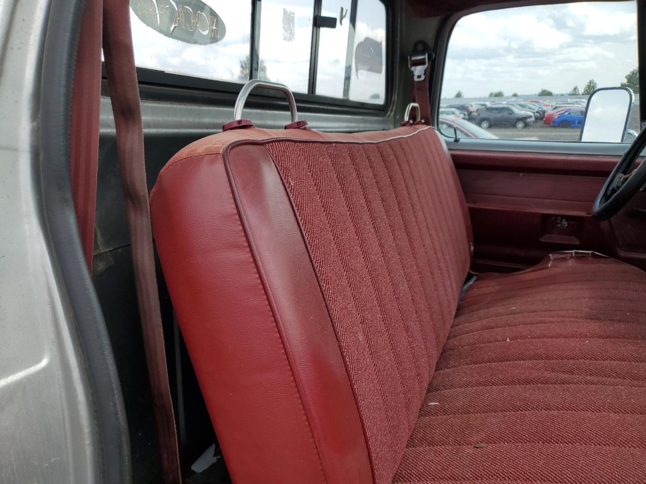 1991 Dodge W-Series W200 VIN: 1B7JM26Y9MS322230 Lot: 62231265
