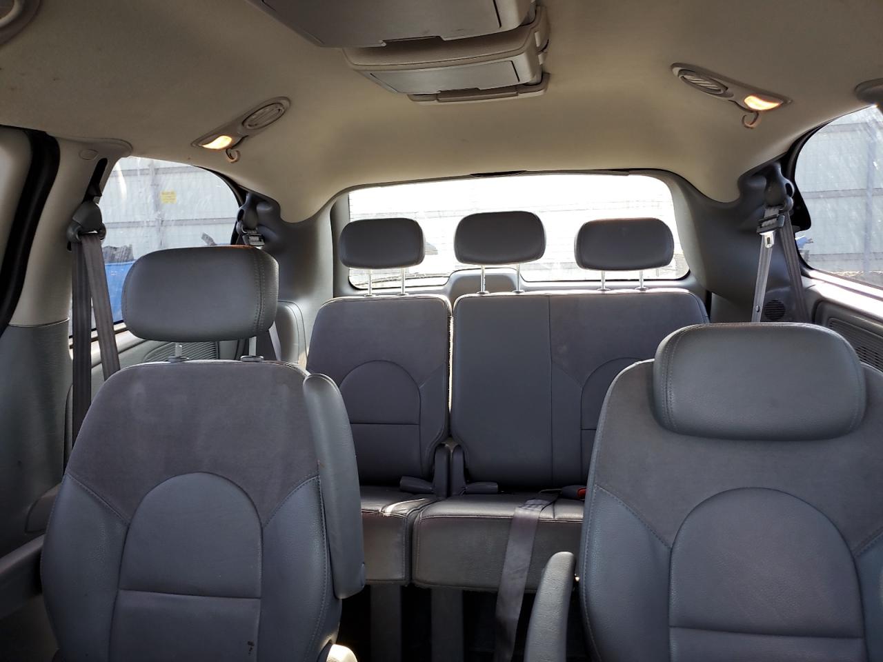 2005 Chrysler Town & Country Limited VIN: 2C8GP64L35R433342 Lot: 61472255