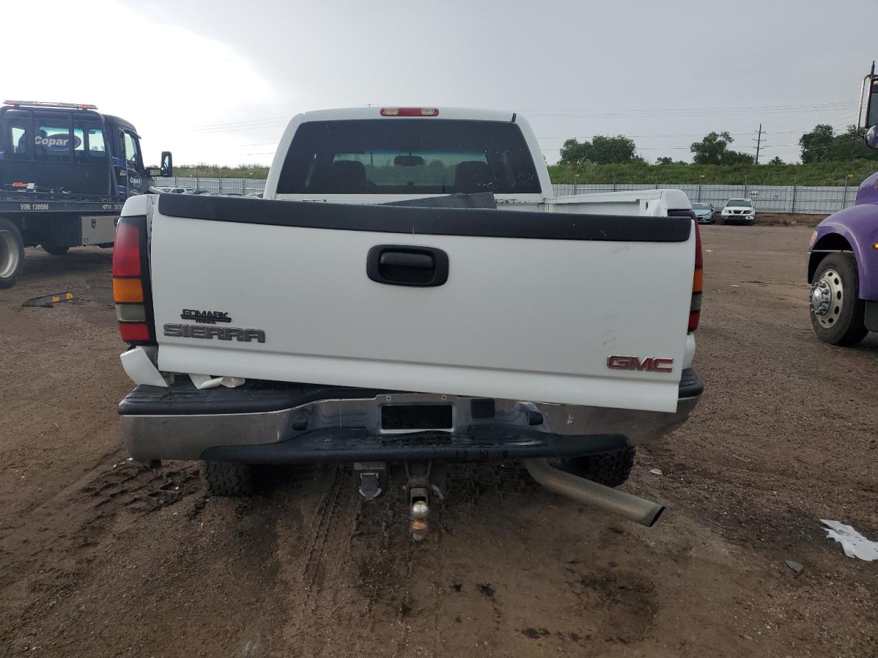 2004 GMC Sierra K2500 Heavy Duty VIN: 1GTHK29294E337594 Lot: 62019985