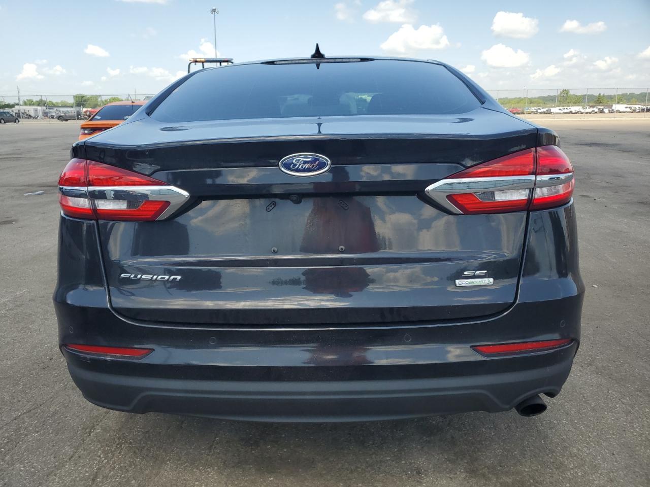 2019 Ford Fusion Se VIN: 3FA6P0HD0KR282310 Lot: 62289505
