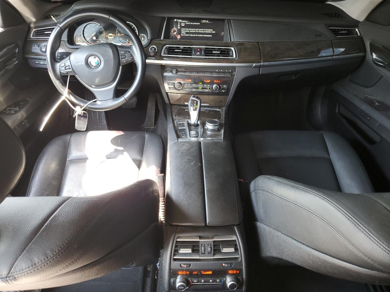 2015 BMW 740 I VIN: WBAYA6C52FD827068 Lot: 61811055
