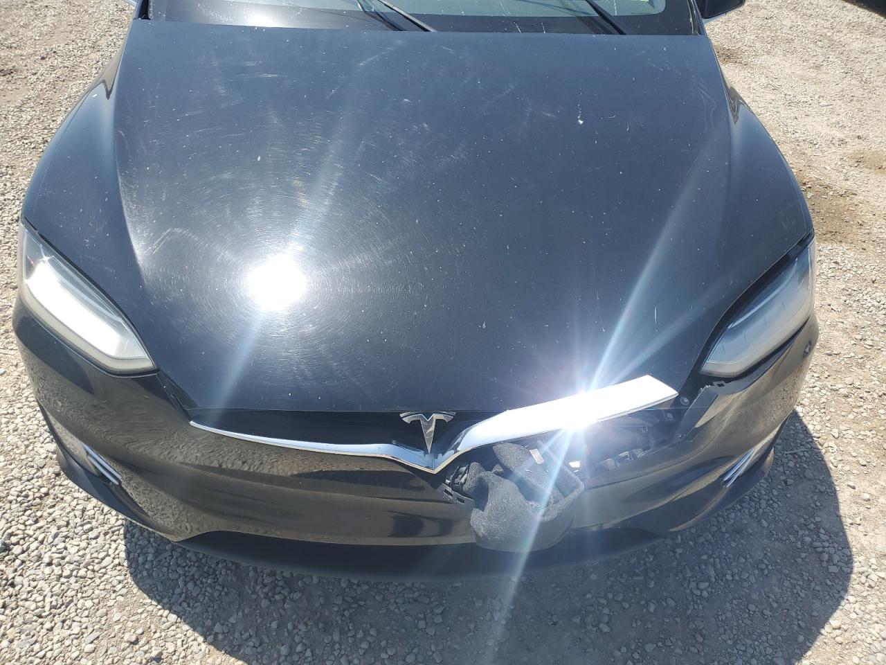 2017 Tesla Model X VIN: 5YJXCAE21HF075051 Lot: 60926115