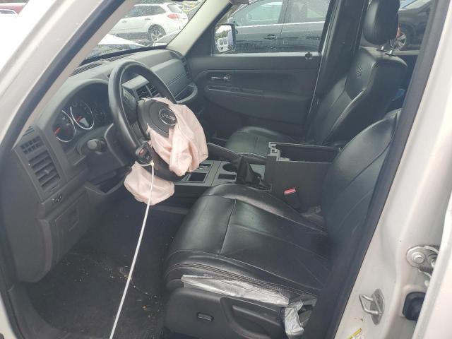 JEEP LIBERTY 2012 Білий