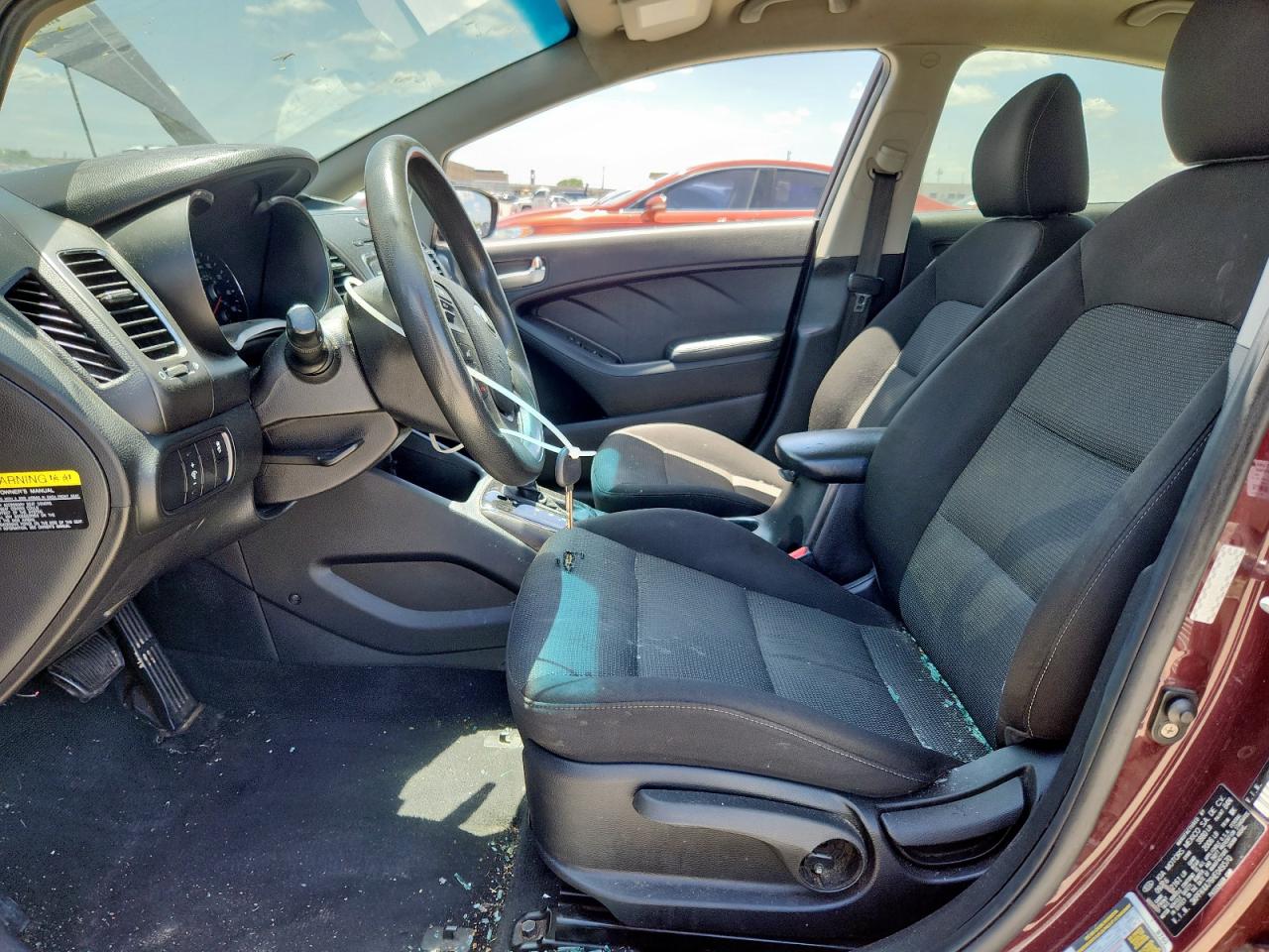 2017 Kia Forte Lx VIN: 3KPFK4A76HE049570 Lot: 63087135