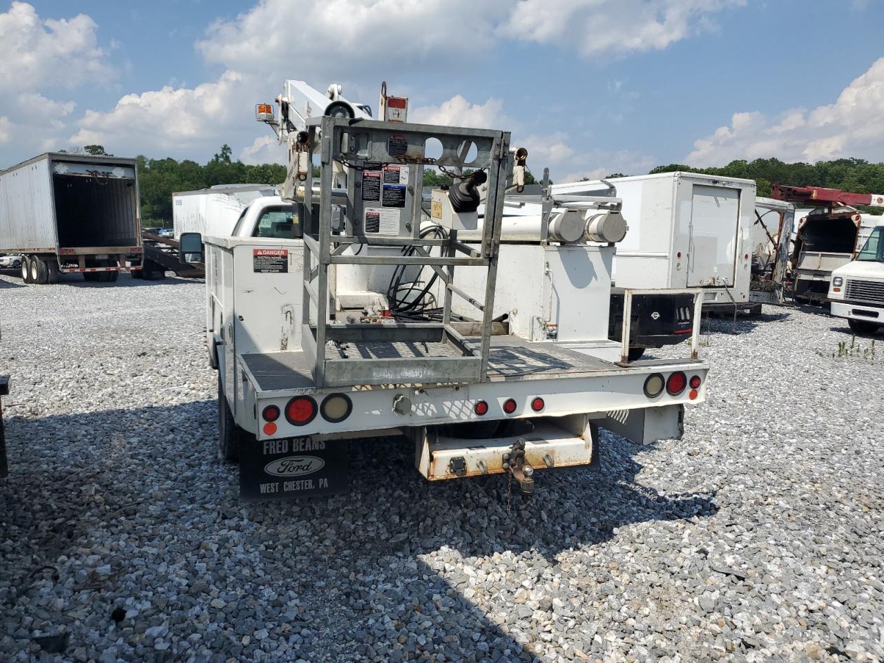 2014 Ford F550 Super Duty white null diesel 1FDUF5GT6EEB30688 photo #3