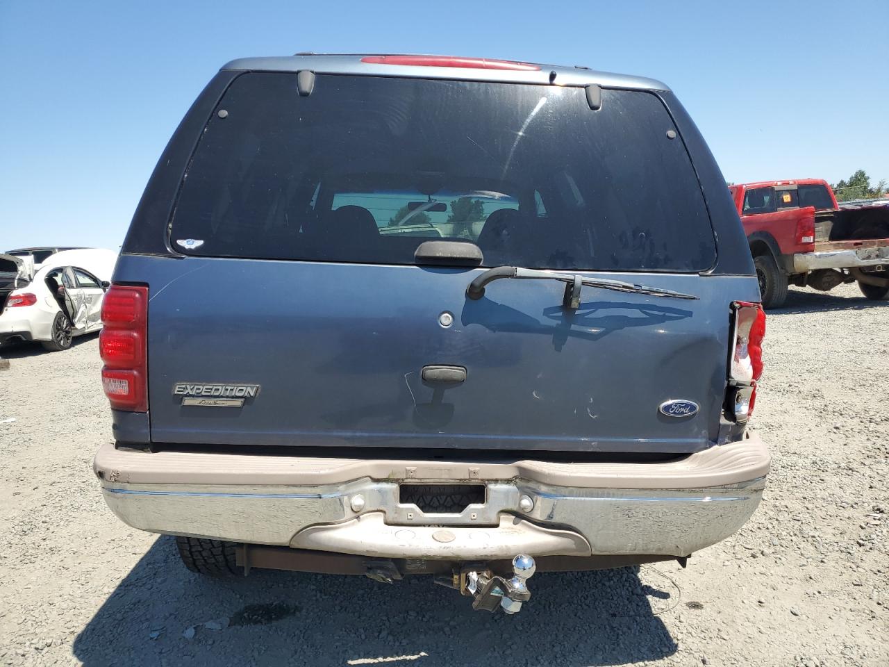 1998 Ford Expedition VIN: 1FMPU18L3WLB51067 Lot: 61247785
