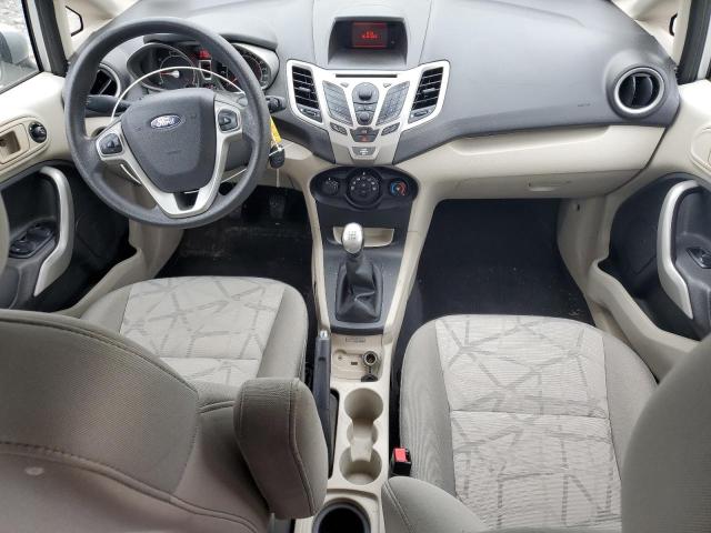  FORD FIESTA 2013 Silver