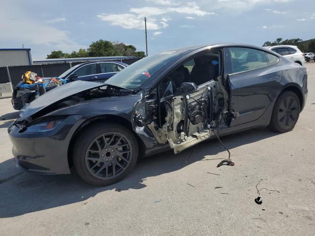 TESLA MODEL 3 2025