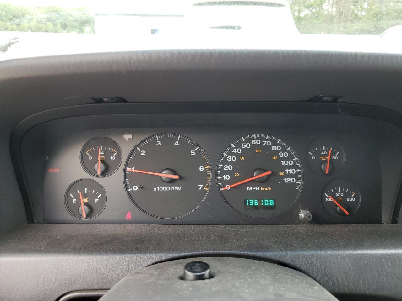 2000 Jeep Grand Cherokee Laredo VIN: 1J4GW48S8YC355982 Lot: 61411875
