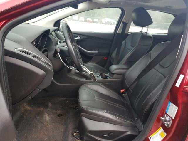 Hatchbacks FORD FOCUS 2014 Czerwony