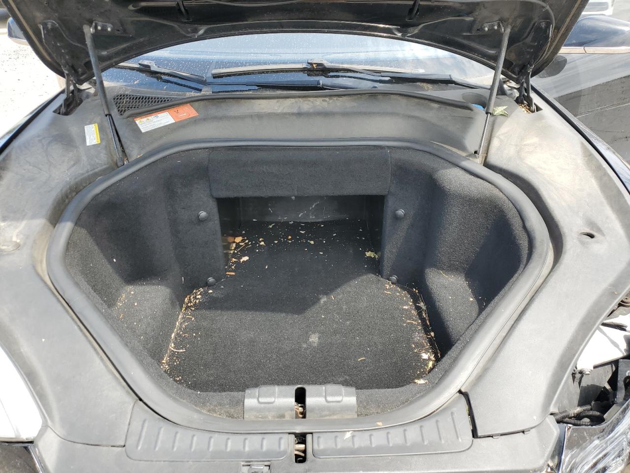 2015 Tesla Model S VIN: 5YJSA1E13FF111052 Lot: 62721725