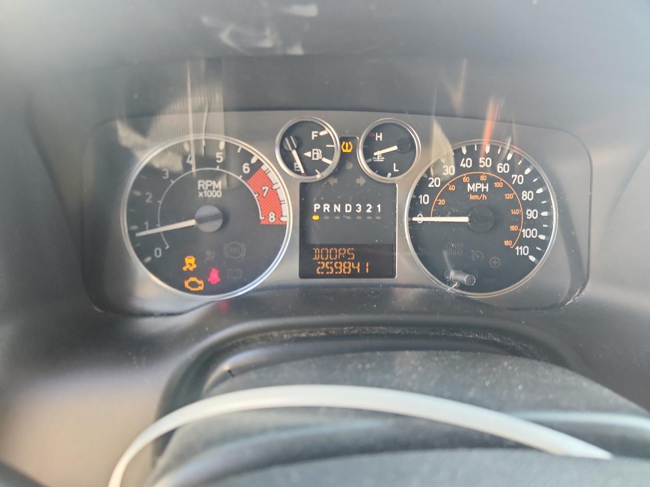 2008 Hummer H3 VIN: 5GTEN13EX88156766 Lot: 62724085