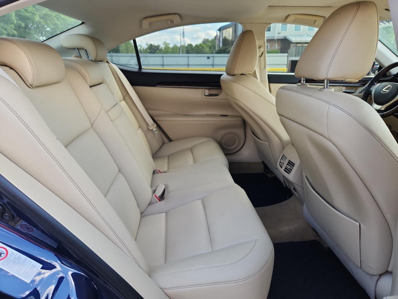 2013 Lexus Es 350 VIN: JTHBK1GG2D2053464 Lot: 62841185
