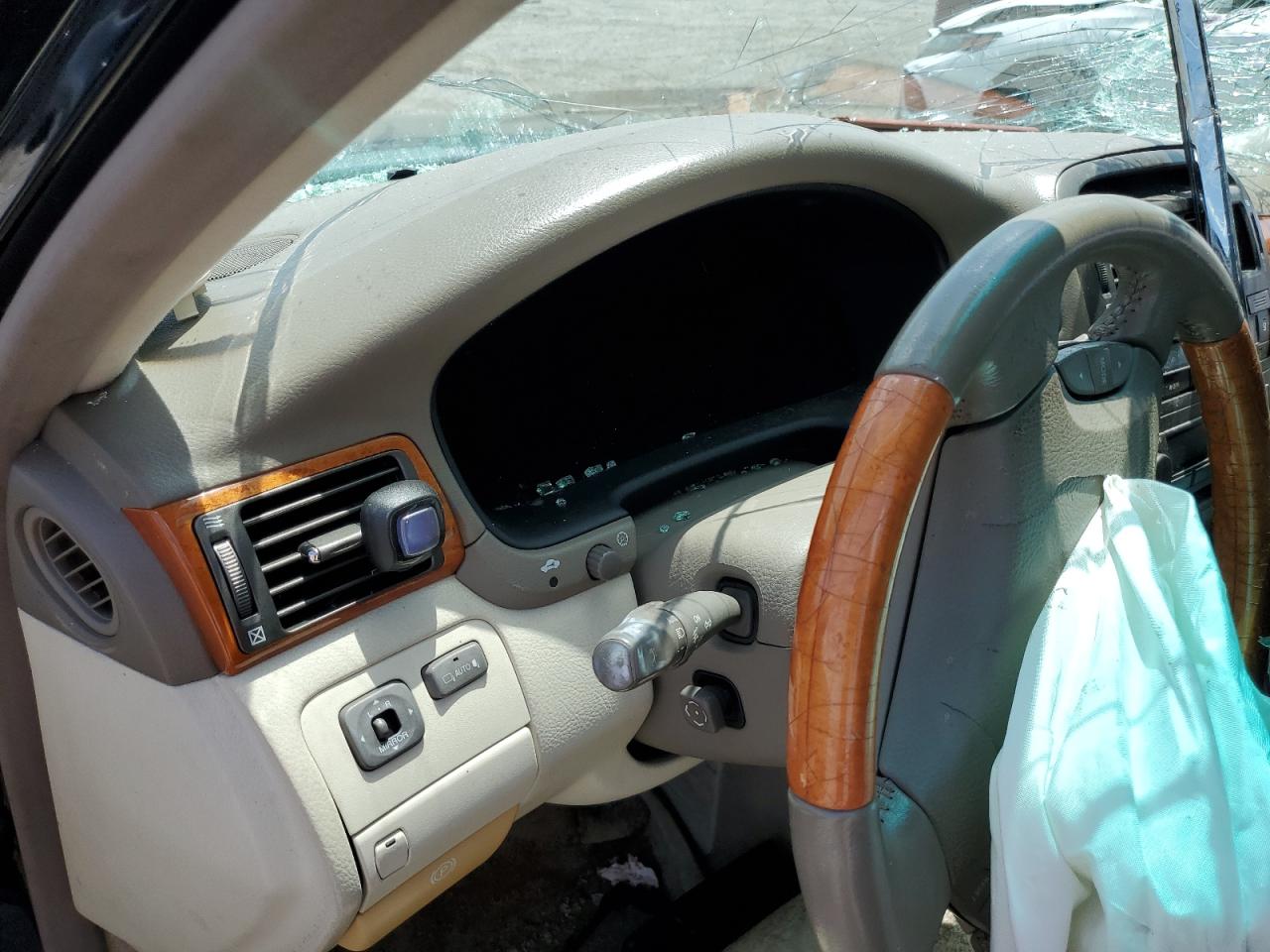 2002 Lexus Ls 430 VIN: JTHBN30FX20089481 Lot: 61649075