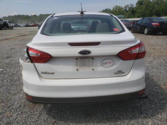  FORD FOCUS 2013 Белы