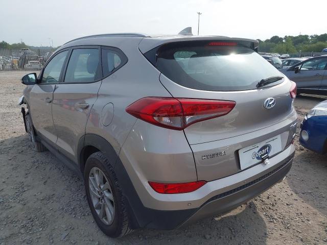 2015 HYUNDAI TUCSON SE