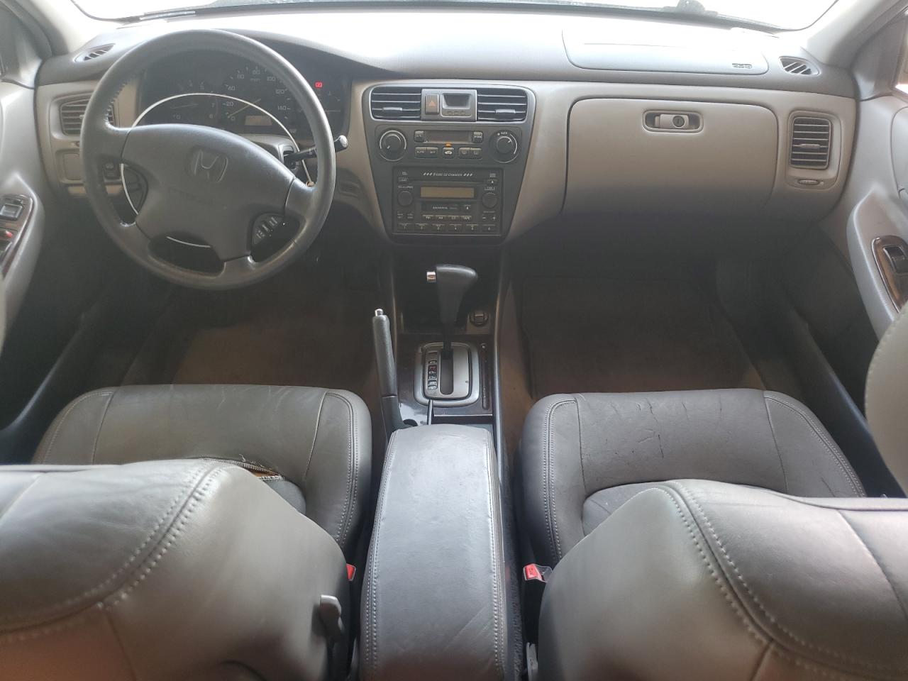2001 Honda Accord Ex VIN: 1HGCG16511A063588 Lot: 62845225