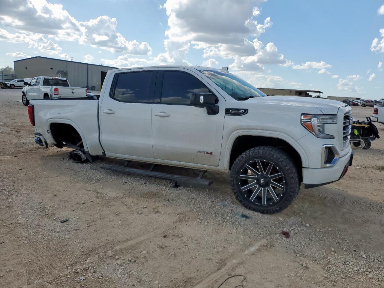 GMC SIERRA 2021 VIN 3GTP9EED5MG310336 фото 4
