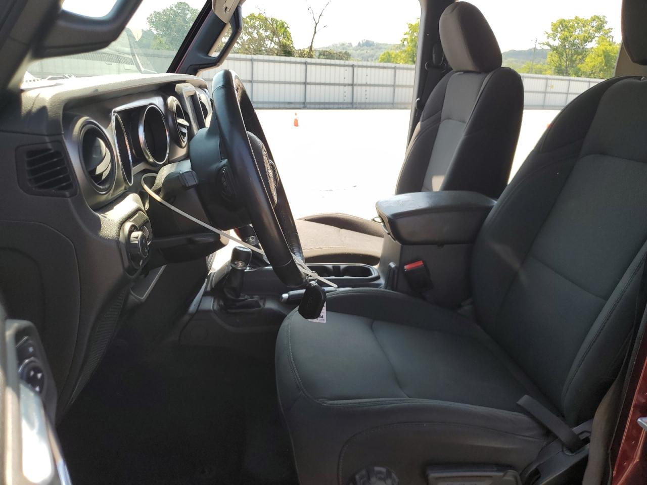 2021 Jeep Gladiator Sport VIN: 1C6HJTAG5ML598725 Lot: 61992795