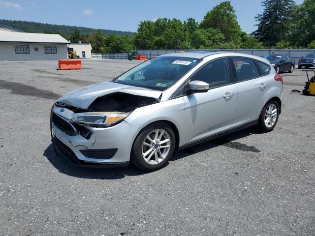 Hatchbacks FORD FOCUS 2015 Srebrny