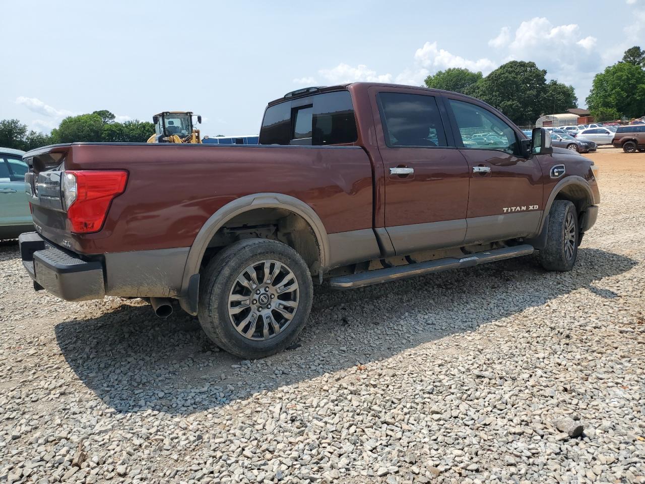 1N6BA1F47HN524327 NISSAN TITAN 2017