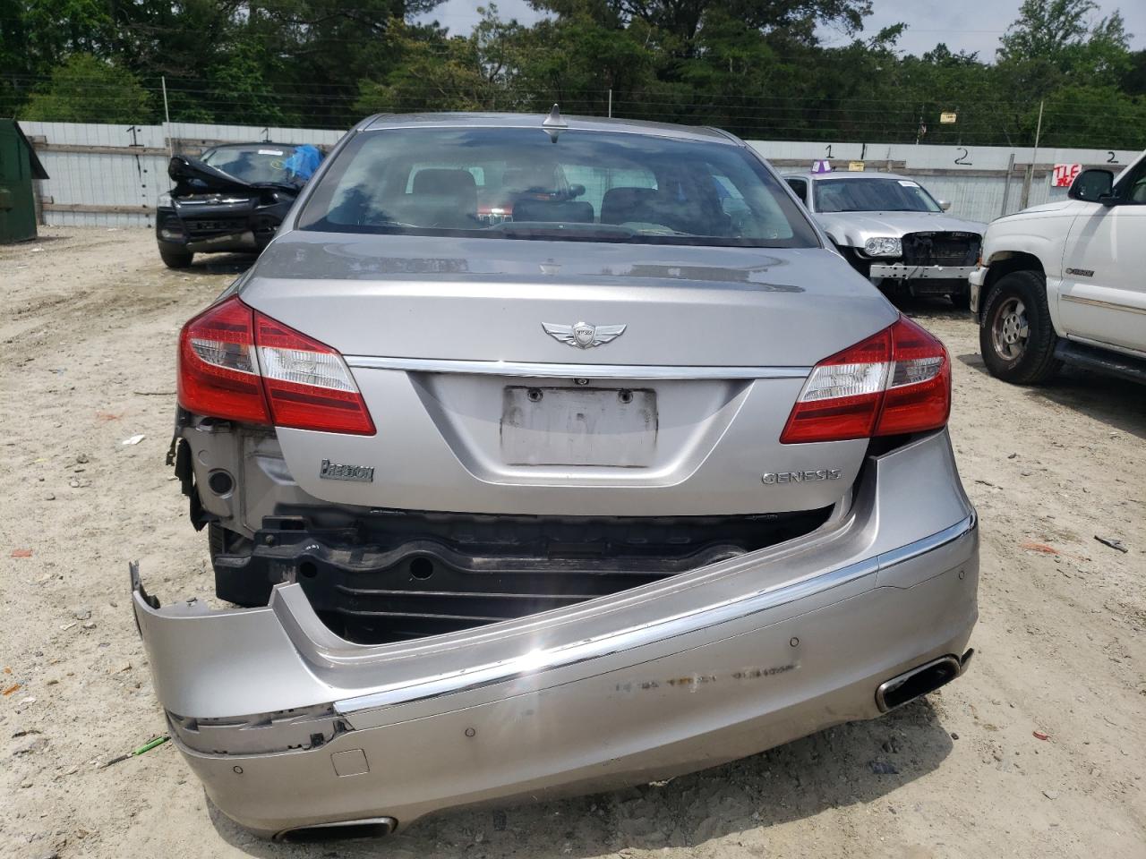 2013 Hyundai Genesis 3.8L VIN: KMHGC4DD4DU233870 Lot: 60098865