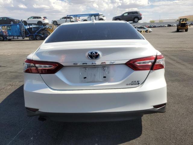 TOYOTA CAMRY 2019 Белы