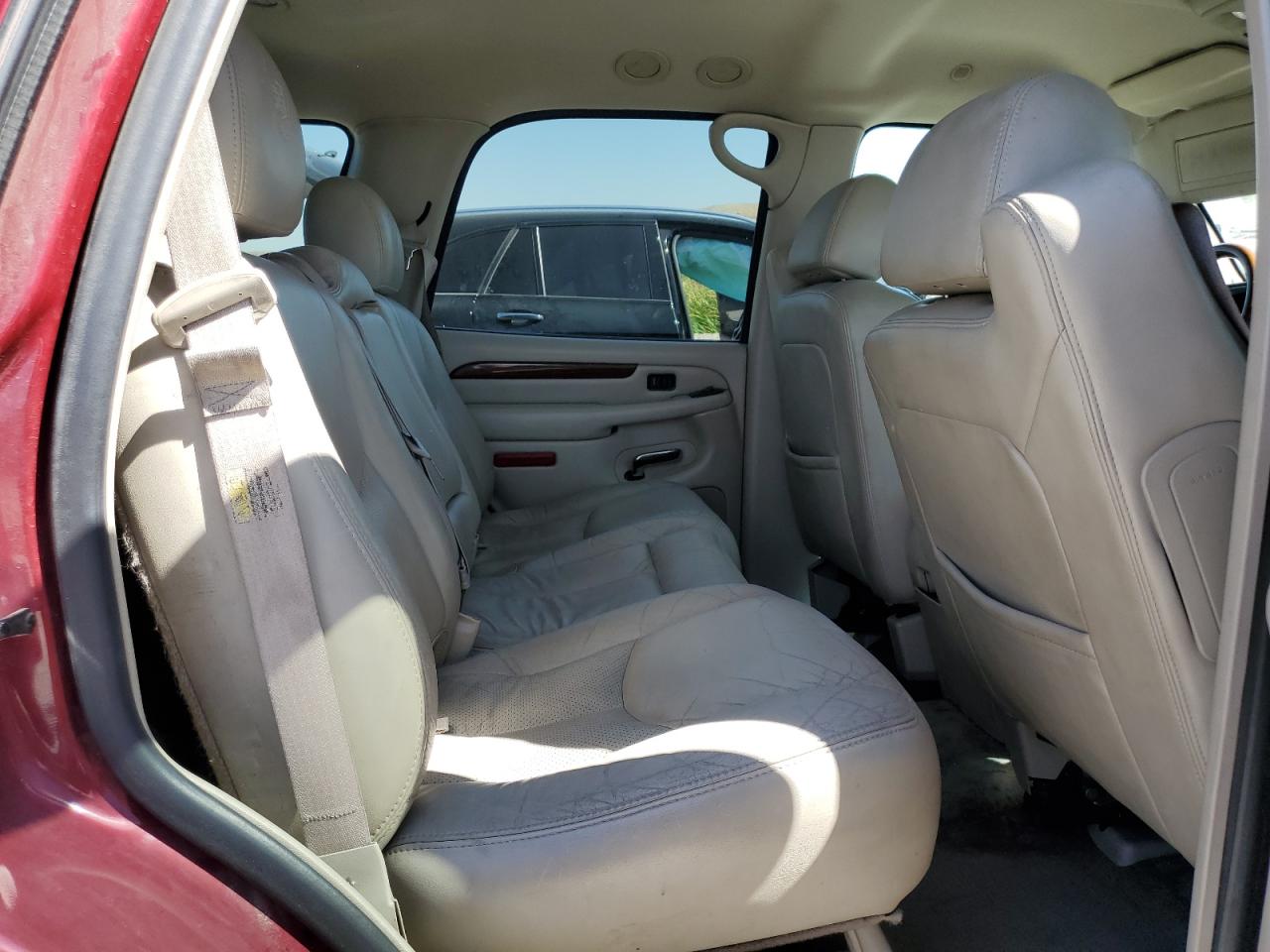 2004 Cadillac Escalade Luxury VIN: 1GYEK63N94R175952 Lot: 61661125
