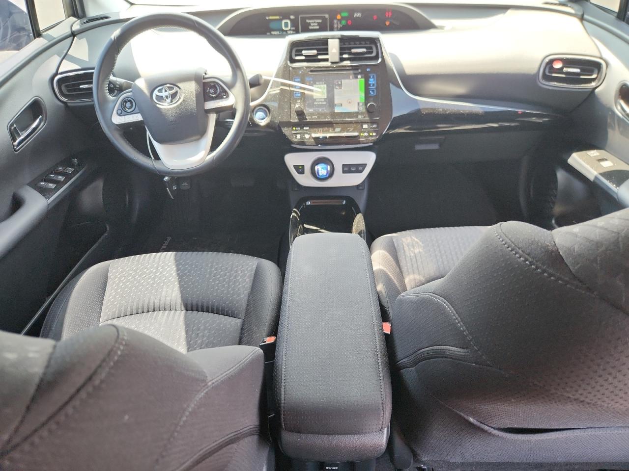JTDKARFP8H3053392 2017 Toyota Prius Prime