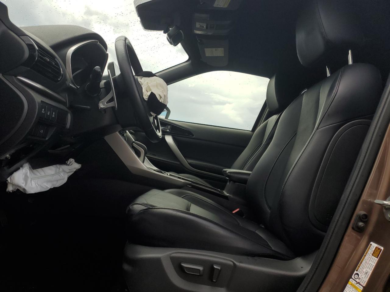 2024 Mitsubishi Eclipse Cross Se VIN: JA4ATWAA7RZ020562 Lot: 62560425