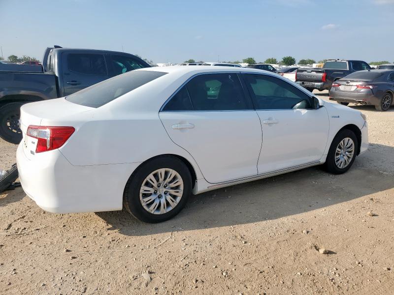 Sedans TOYOTA CAMRY 2013 White