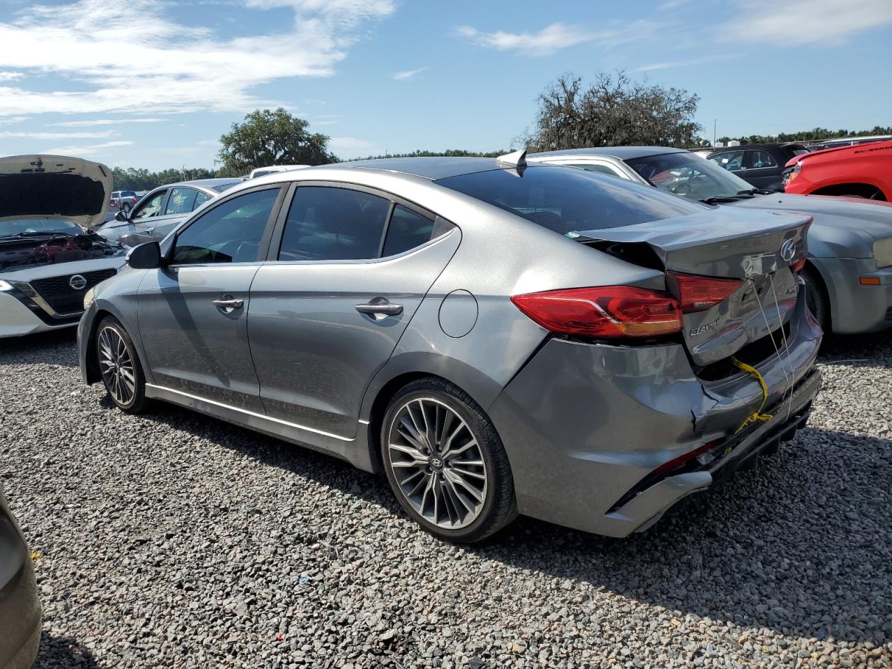 HYUNDAI ELANTRA 2018 VIN KMHD04LB1JU498799 zdjęcie 2