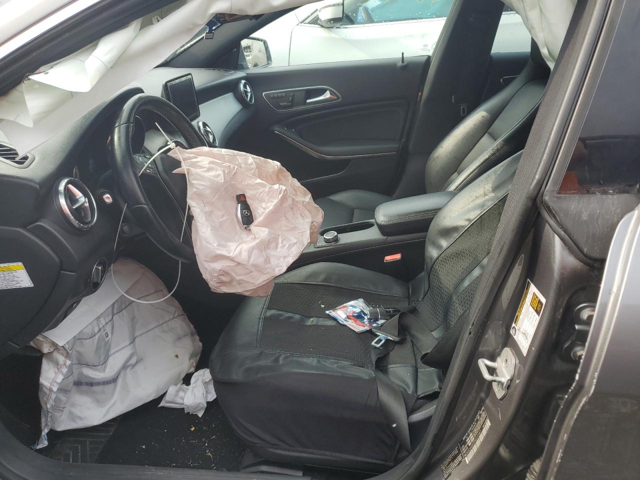 2014 Mercedes-Benz Cla 250 VIN: WDDSJ4EB2EN031483 Lot: 59310925