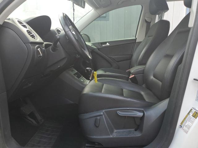 Parquets VOLKSWAGEN TIGUAN 2016 White