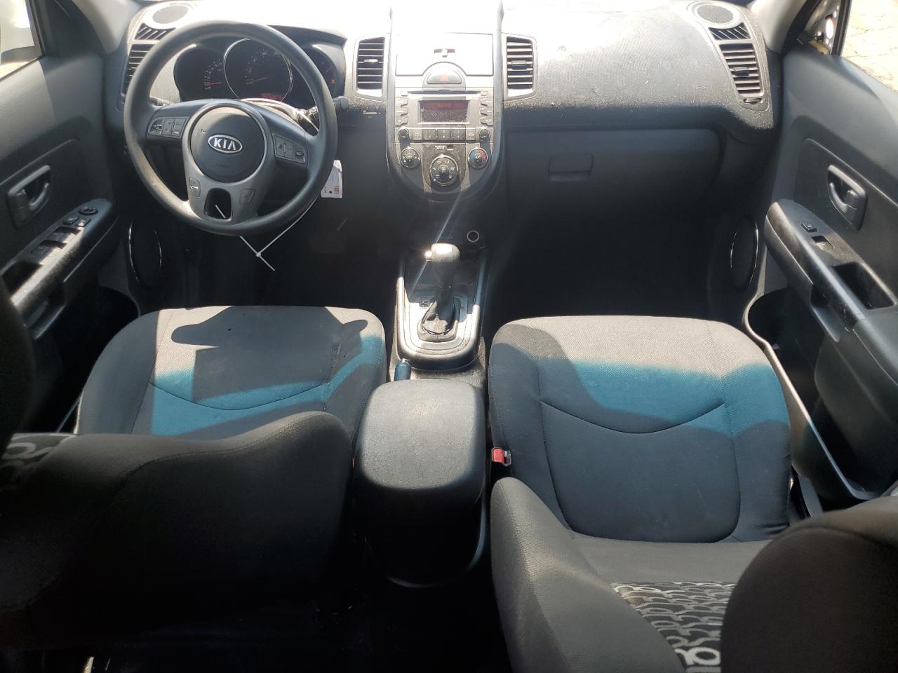 2011 Kia Soul + VIN: KNDJT2A20B7708816 Lot: 61721625