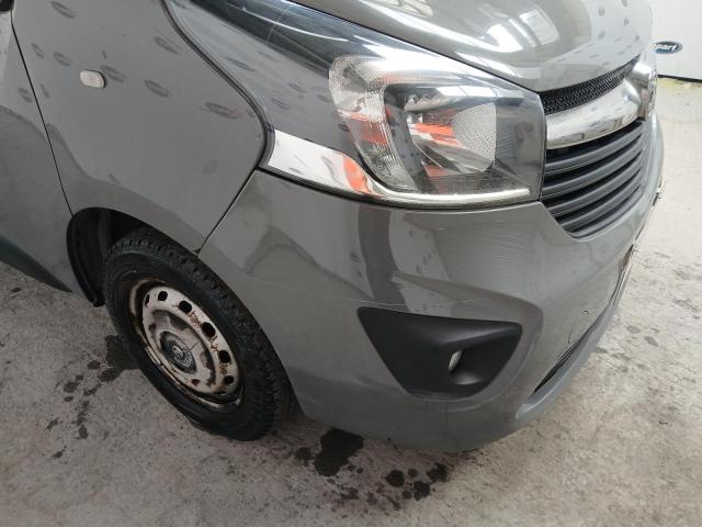 2015 VAUXHALL VIVARO 270