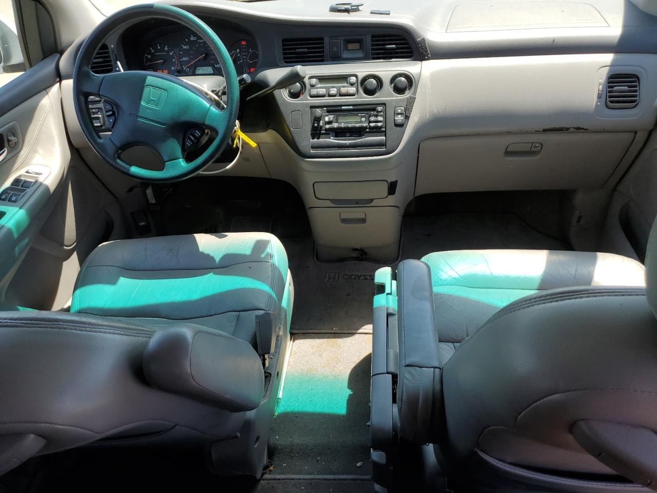 2001 Honda Odyssey Ex VIN: 2HKRL186X1H515945 Lot: 62345985