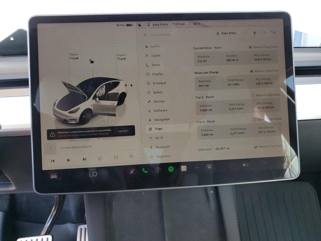 2022 Tesla Model Y VIN: 7SAYGDEF6NF531055 Lot: 60876025