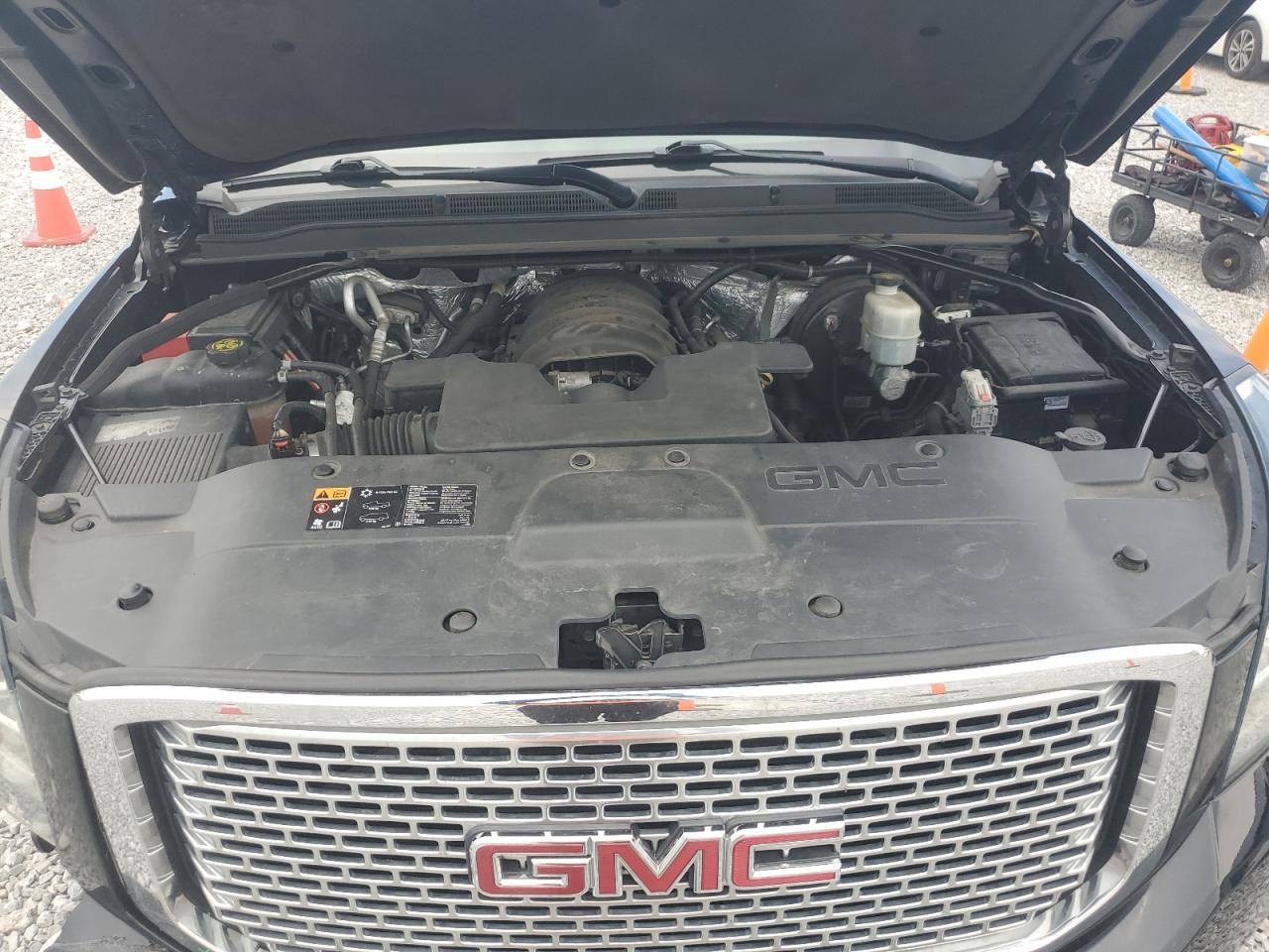 2015 GMC Yukon Xl Denali VIN: 1GKS2JKJXFR553522 Lot: 62652265
