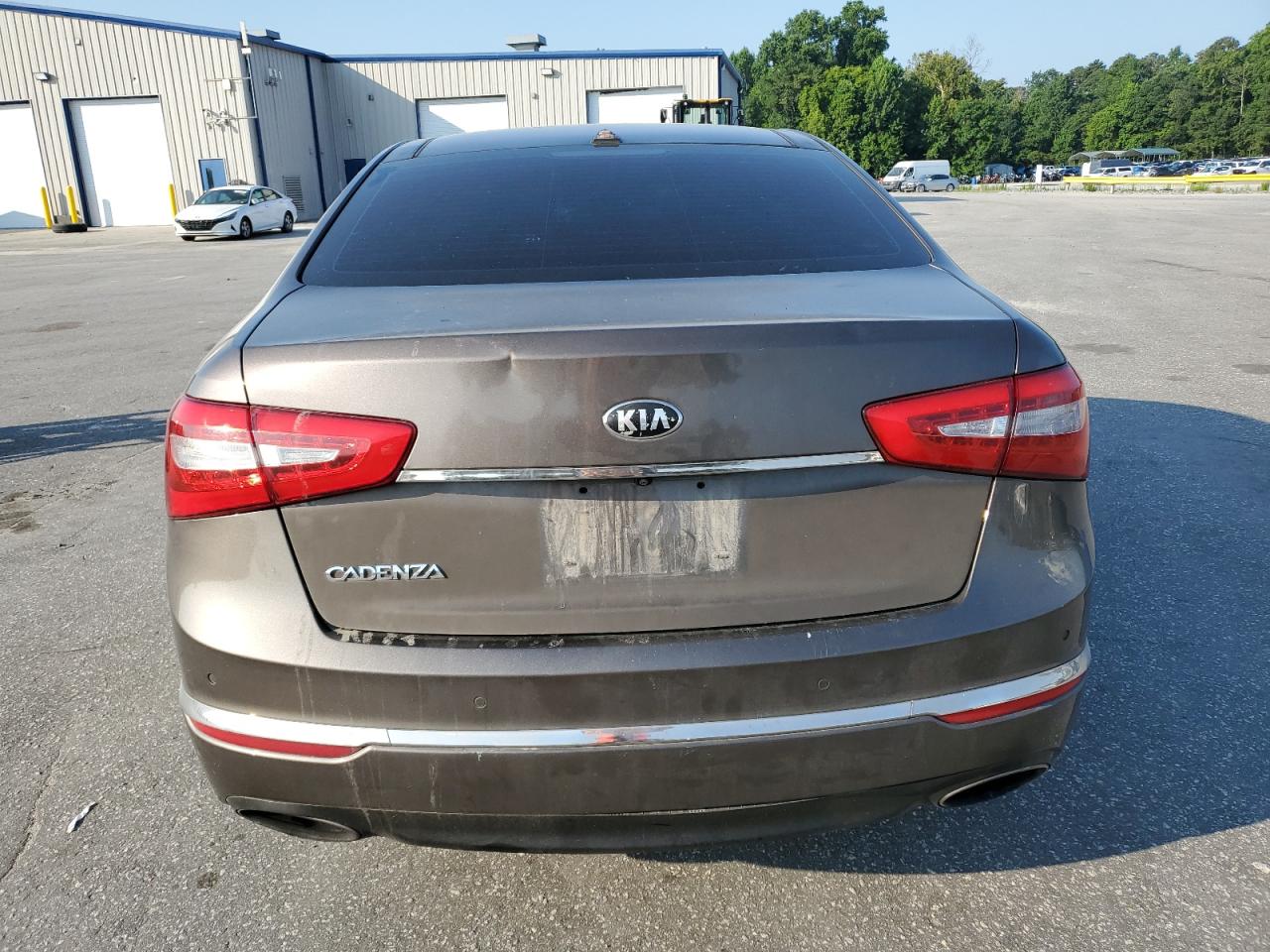 2015 Kia Cadenza Premium VIN: KNALN4D78F5175862 Lot: 62589105