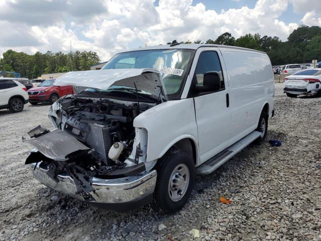 2024 Chevrolet Express G2500 
