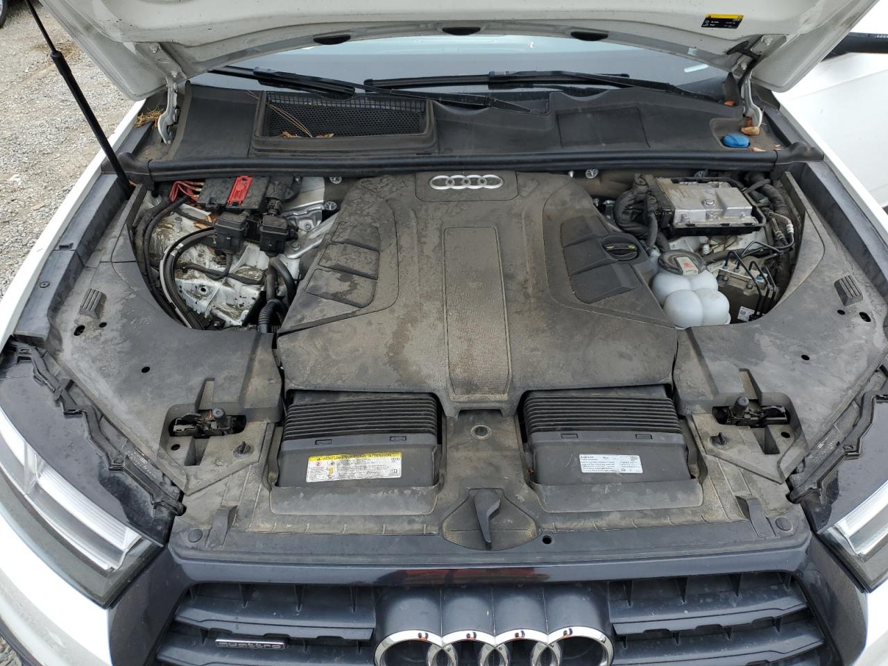 AUDI Q7 2019 VIN WA1LAAF70KD047717 фото 12