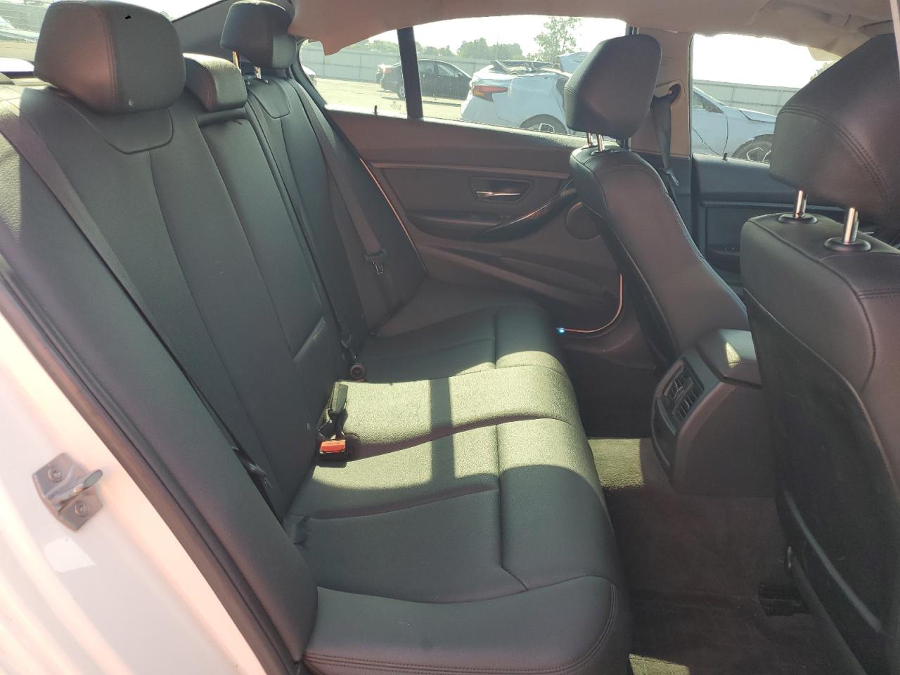 BMW 3 SERIES 2014 VIN WBA3C3C54EP660549 zdjęcie 10