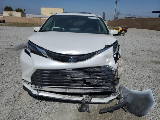  TOYOTA SIENNA 2022 Biały
