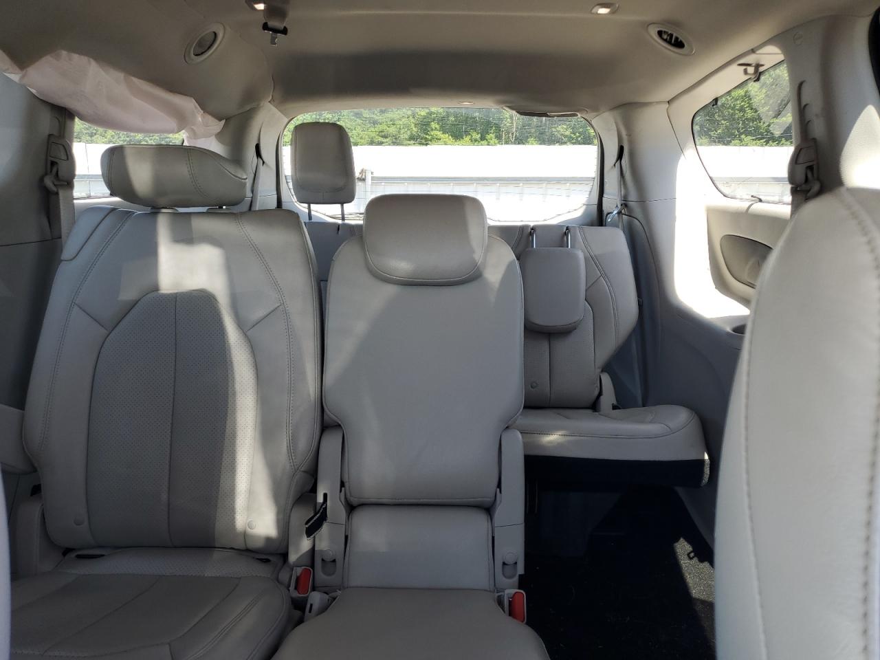 2021 Chrysler Pacifica Touring L VIN: 2C4RC1BG4MR560470 Lot: 68425725