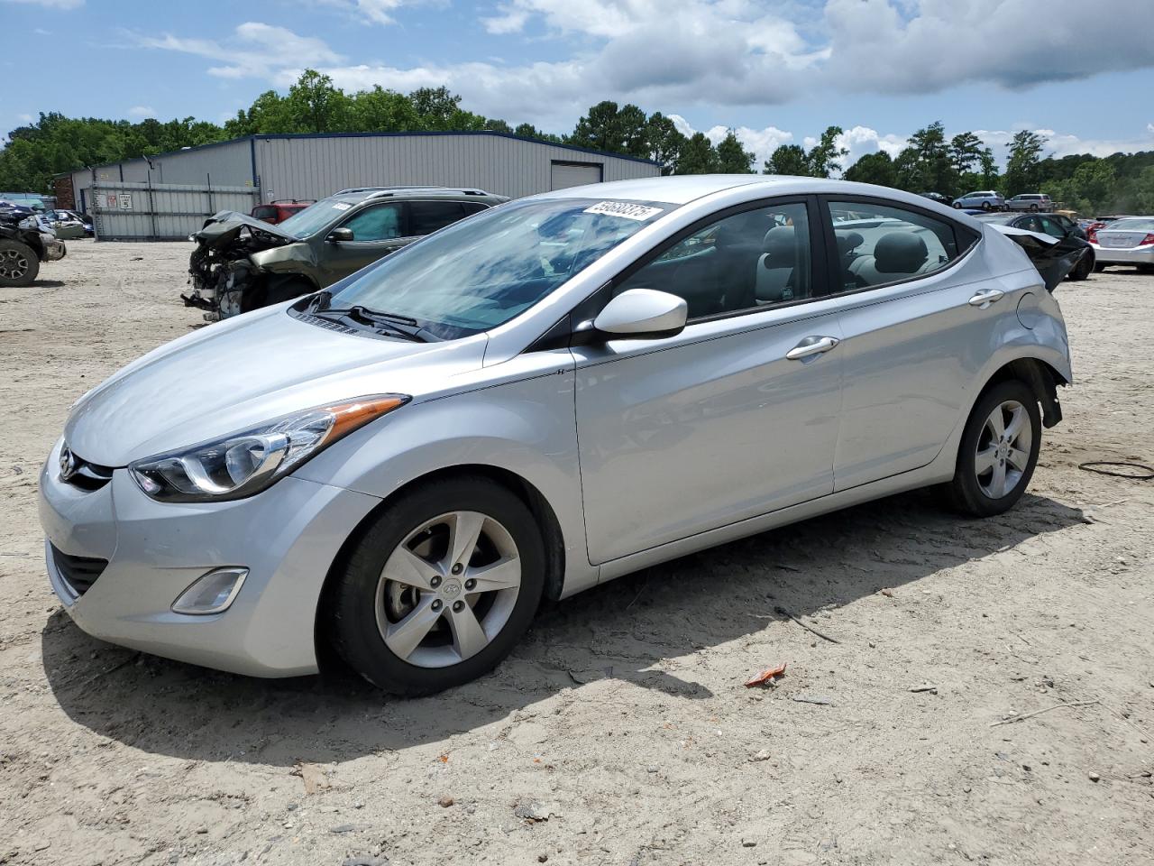 Hampton, VA에서 판매 중인 2013 Hyundai Elantra Gls - All Over