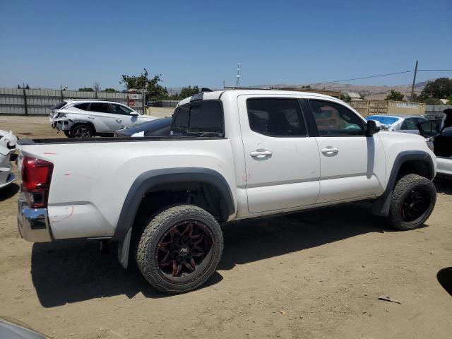  TOYOTA TACOMA 2018 Biały