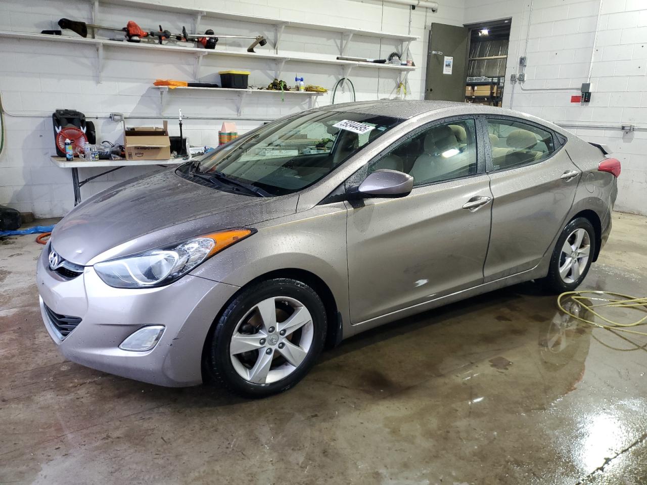 2013 Hyundai Elantra Gls for Sale in Chicago Heights, IL - Rear End