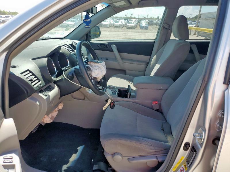  TOYOTA HIGHLANDER 2013 Srebrny