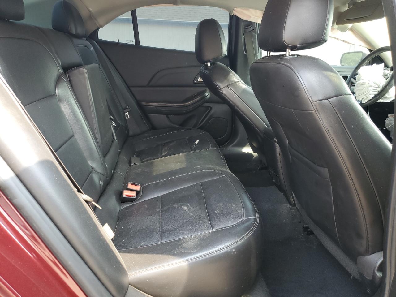1G11E5SAXGF132398 CHEVROLET MALIBU 2016
